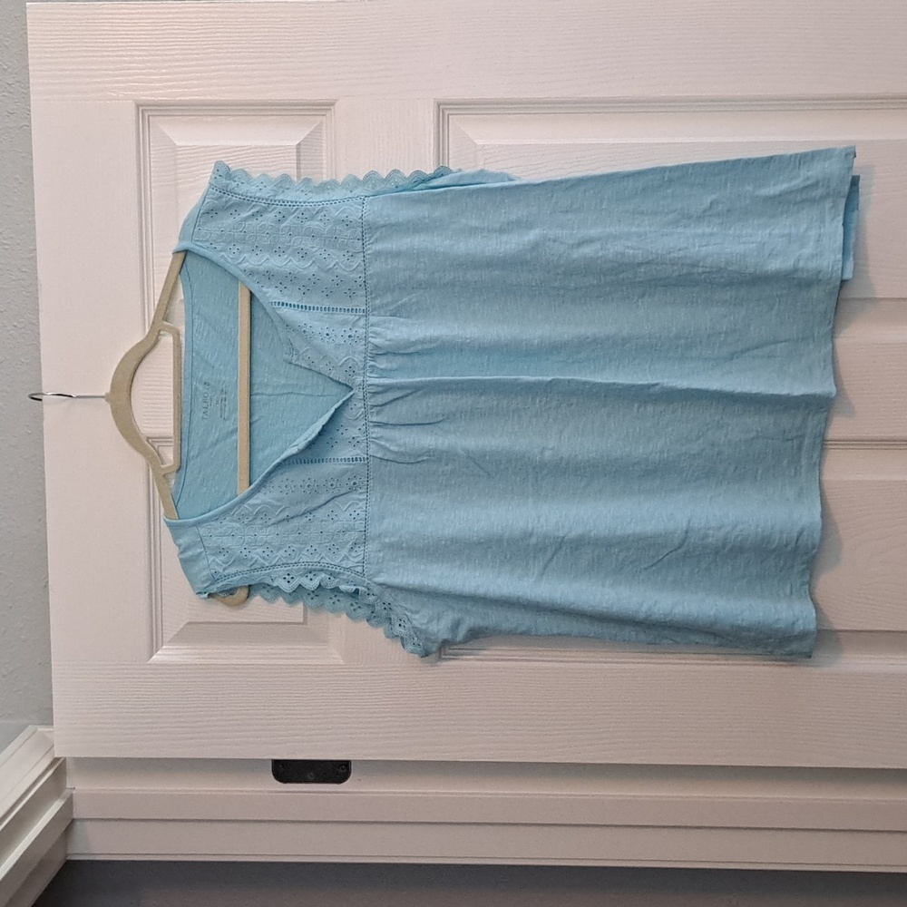 Talbots Light Blue Eyelet Trim Sleeveless Top